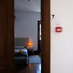 Yellow Albergue *