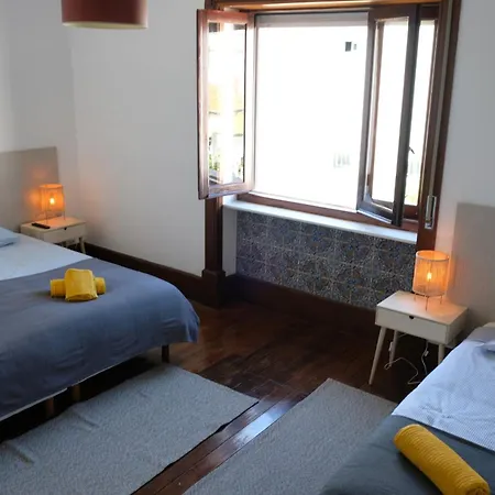 Hostel Yellow