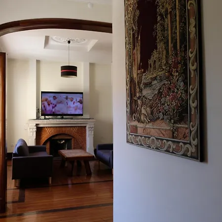 Yellow 旅馆 阿威罗