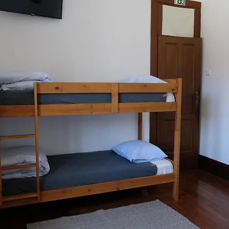 Yellow 旅馆 阿威罗