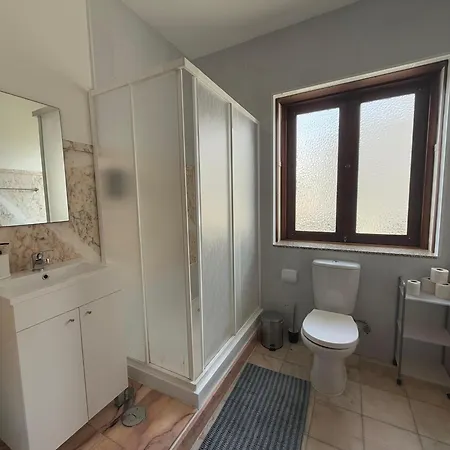 旅馆 Yellow 阿威罗