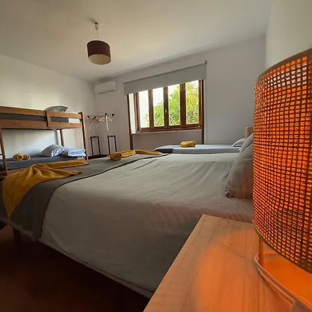 Albergue Yellow